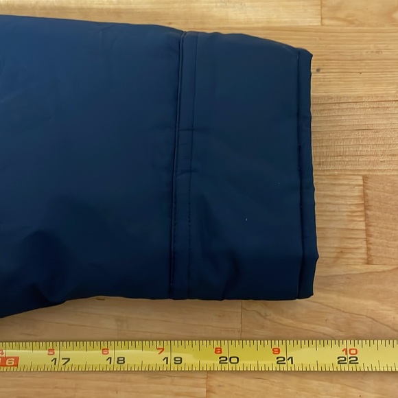 Everlane Lightweight Puffer snap front jacket men’s size XL - Picture 13 of 13